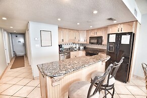 0611 Waters Edge Resort 2 Bedroom Condo by RedAwning