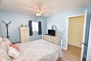 0603 Waters Edge Resort 1 Bedroom Condo by RedAwning