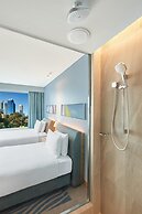 DoubleTree by Hilton Perth Waterfront