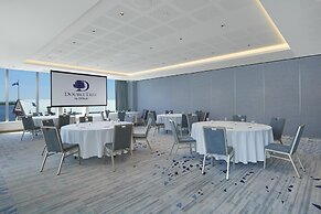 DoubleTree by Hilton Perth Waterfront