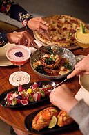 DoubleTree by Hilton Perth Waterfront