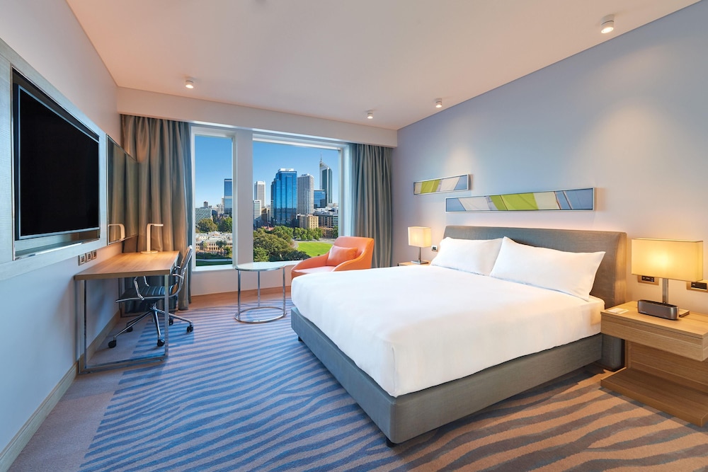 DoubleTree by Hilton Perth Waterfront