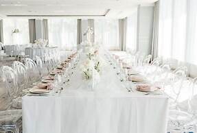 DoubleTree by Hilton Perth Waterfront