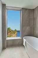 DoubleTree by Hilton Perth Waterfront