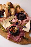 DoubleTree by Hilton Perth Waterfront