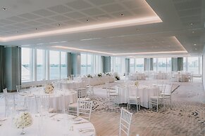 DoubleTree by Hilton Perth Waterfront