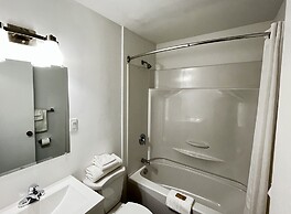 Anavada Inn & Suites - Prince George