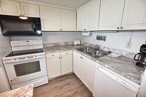 0402 Waters Edge Resort 2 Bedroom Condo by RedAwning