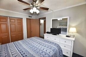 0402 Waters Edge Resort 2 Bedroom Condo by RedAwning