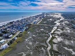 0801 Waters Edge Resort 3 Bedroom Condo by RedAwning