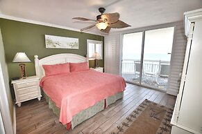 0801 Waters Edge Resort 3 Bedroom Condo by RedAwning