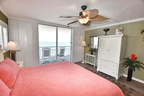 0801 Waters Edge Resort 3 Bedroom Condo by RedAwning