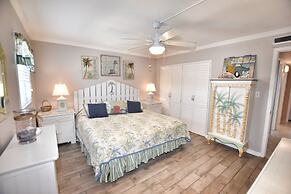 0801 Waters Edge Resort 3 Bedroom Condo by RedAwning