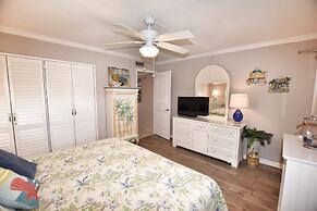 0801 Waters Edge Resort 3 Bedroom Condo by RedAwning