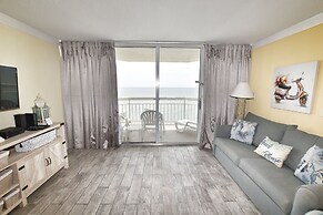 1402 Waters Edge Resort 2 Bedroom Condo by RedAwning