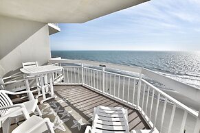 0906 Waters Edge Resort 1 Bedroom Condo by RedAwning