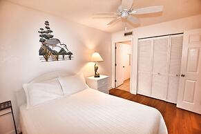 0111 Waters Edge Resort 2 Bedroom Condo by RedAwning