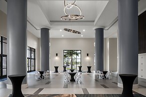 Luminary Hotel & Co., Autograph Collection