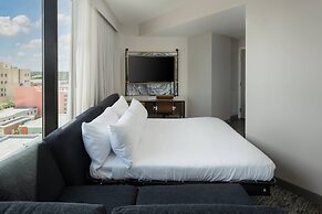 Luminary Hotel & Co., Autograph Collection