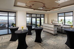 Luminary Hotel & Co., Autograph Collection