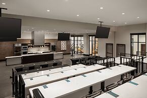 Luminary Hotel & Co., Autograph Collection