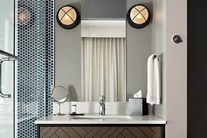 Luminary Hotel & Co., Autograph Collection