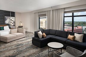 Luminary Hotel & Co., Autograph Collection