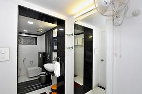 Pink Elephant Haveli - Hostel