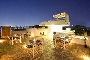 Pink Elephant Haveli - Hostel