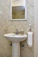 Pink Elephant Haveli - Hostel