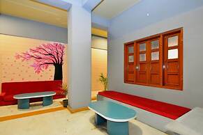 Pink Elephant Haveli - Hostel