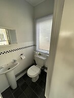 Captivating 2-bed Chalet