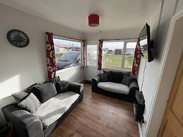 Captivating 2-bed Chalet