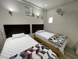 PARIS SENLIS HOSTEL PLUS