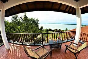 Ashansa Lagoon Resort