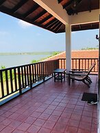 Ashansa Lagoon Resort