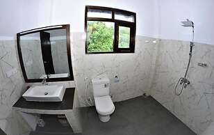 Ashansa Lagoon Resort