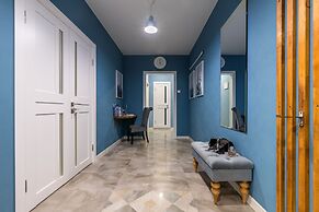 Pushkin - Hall