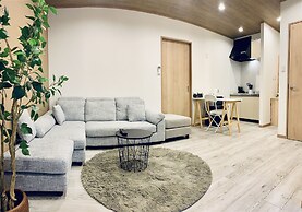 Hanazonominami Apartment 101