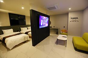 Forest 701 Hotel