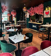 Marmont Hotel