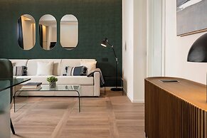 We Me Suite Hotel