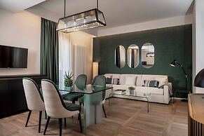 We Me Suite Hotel