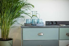 Unique Industrial Apartment