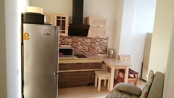 Apartment on Komarova St. 58-218