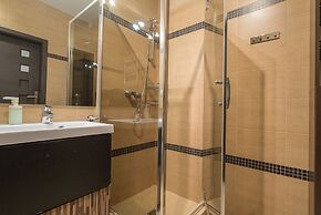 Green Wood Apartments Platinum Towers