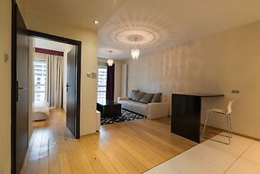 Green Wood Apartments Platinum Towers