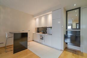 Green Wood Apartments Platinum Towers