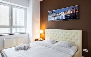 Green Wood Apartments Platinum Towers