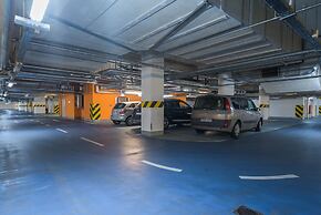 Green Wood Apartments Platinum Towers